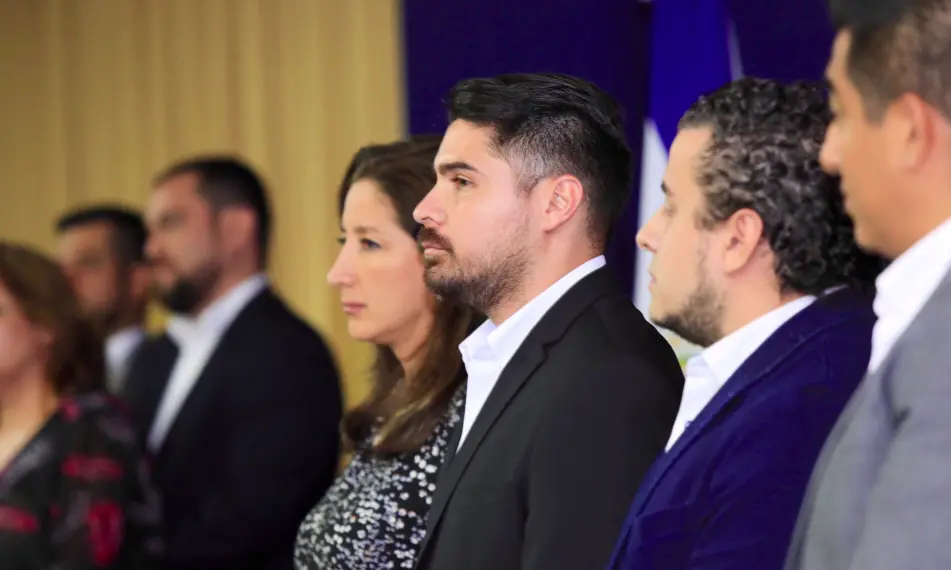 Carlos Marroquín en El Salvador: Un Análisis de su Rol en la Reconstrucción del Tejido Social